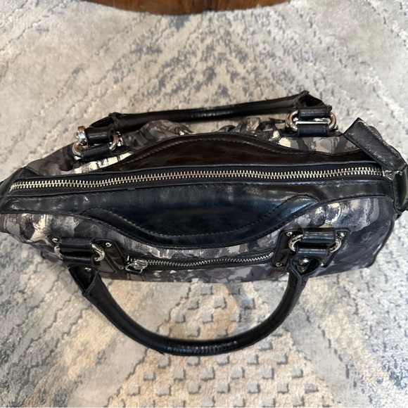 ETIENNE AIGNER Large Shoulder Bag Leather And Fabric Monogram Black Purple F - Picture 9 of 12